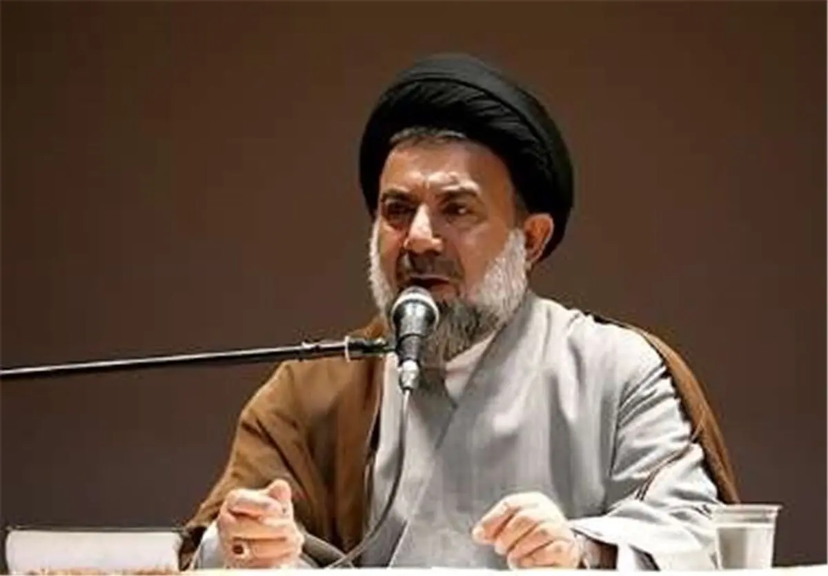 مردم در حماسه ۹ دی در مقابله با فتنه استکبار با نظام بیعت کردند
