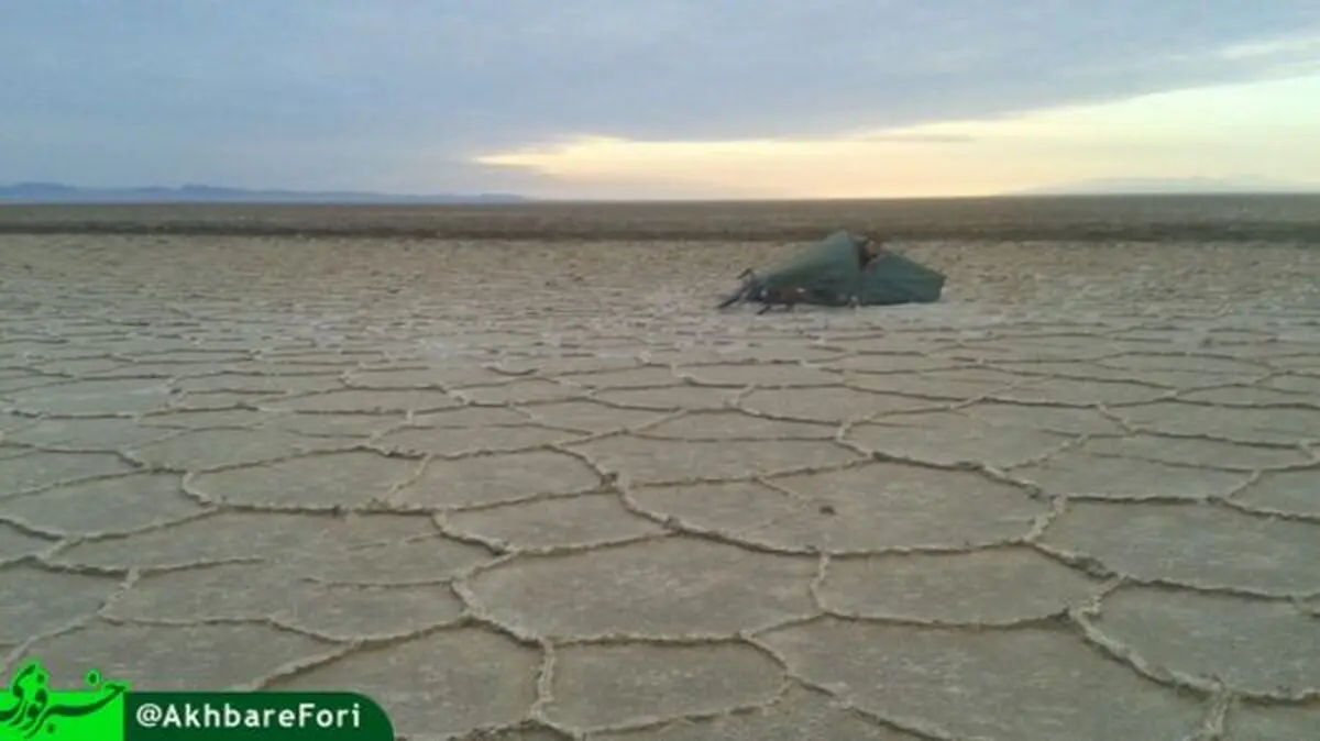 بیتوته در کویر زیبای خور و بیابانک