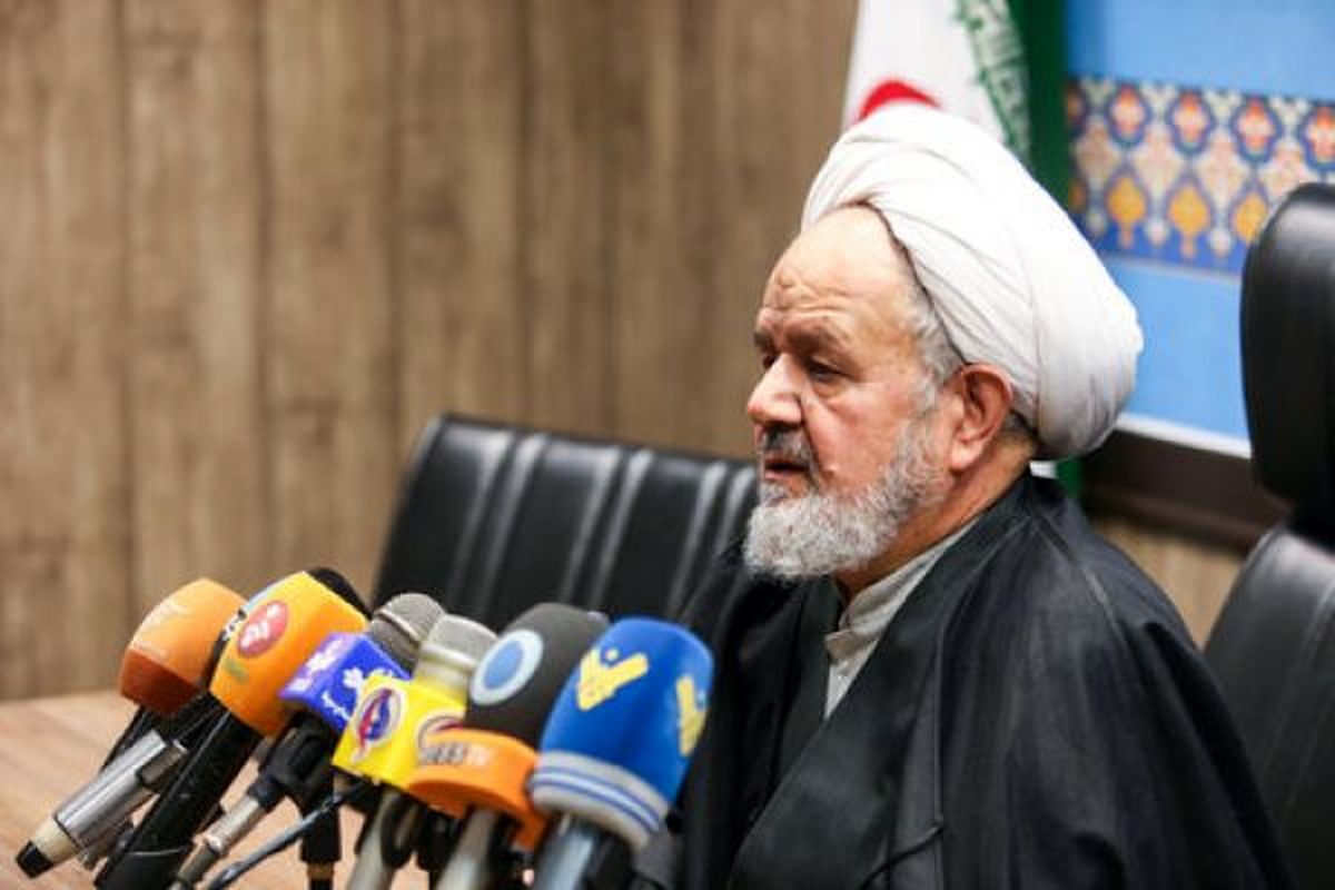 برخی انحرافات احمدینژاد هنوز بهمردم گفته نشده است/ عدهای طلبکار شدند که چرا در آن زمان از احمدینژاد حمایت کردید؟
