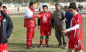 طعنه خداداد عزیزی به سحر قریشی: در سرپل‌ذهاب خانم‌ها آمدند و کسی منقلب نشد
