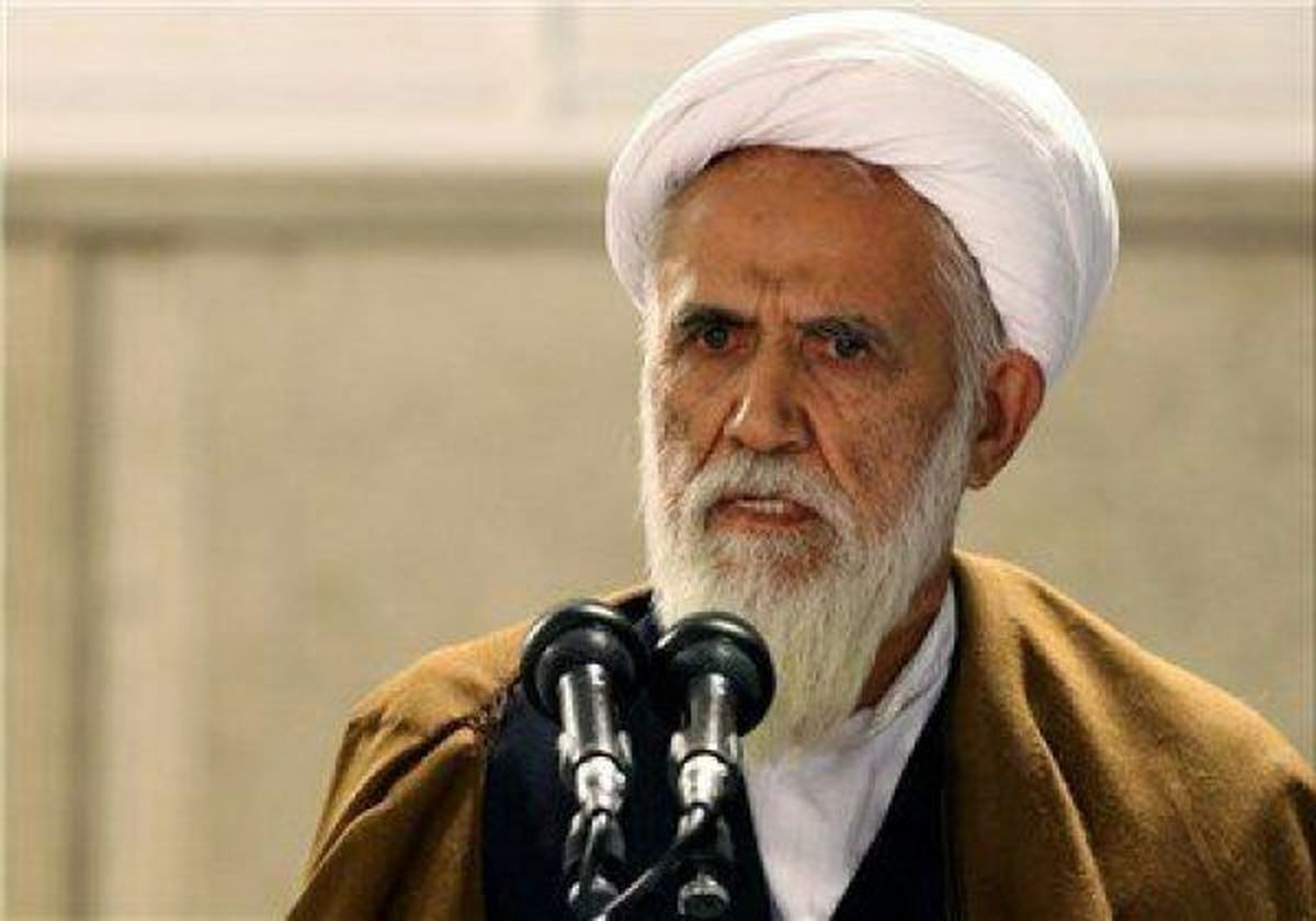 فرزند آیتالله حائری: حال عمومی آیتالله حائری مساعد نیست/ مردم برای بهبودی او دعا کنند