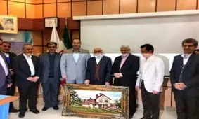 شهردار لاهیجان از نقاش و معمار برجسته کشور تجلیل کرد