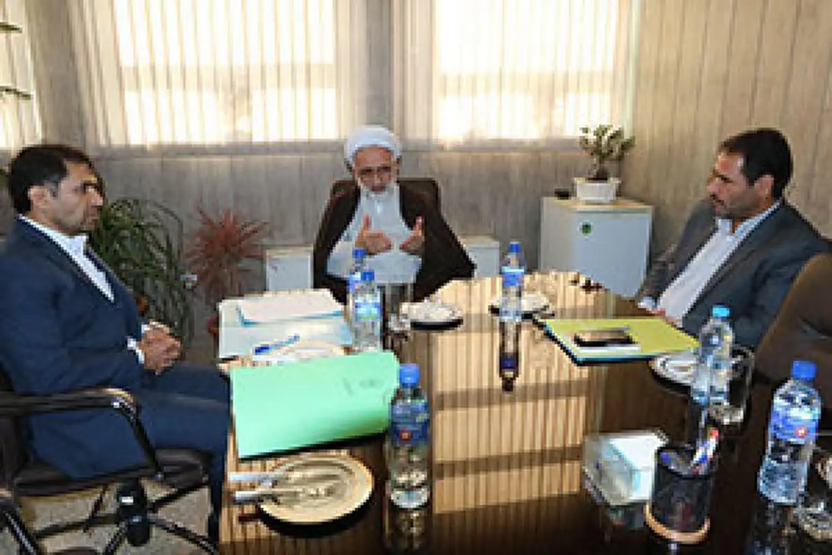 تقدیر مشاور وزیر اقتصاد از خدمات بانک ملی به ایثارگران