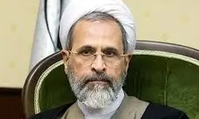 روحانیت به هیچ مجموعه ای گره نخورده است/ باید نگران فاصله طلاب با توده‌های مردم باشیم/ تزلزل پایه‌های علمی حوزه یک آسیب است