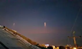 نور عجیب در آسمان شوشتر، مسجد سلیمان، گتوند و لالی/ نظر یک کارشناس درباره منشاء نورهای عجیب