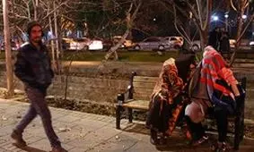 مراجعه مردم زلزله‌زده کوهبنان به هلال‌احمر، بیمارستان و پمپ‌بنزین/ مردم به چادر نیاز دارند