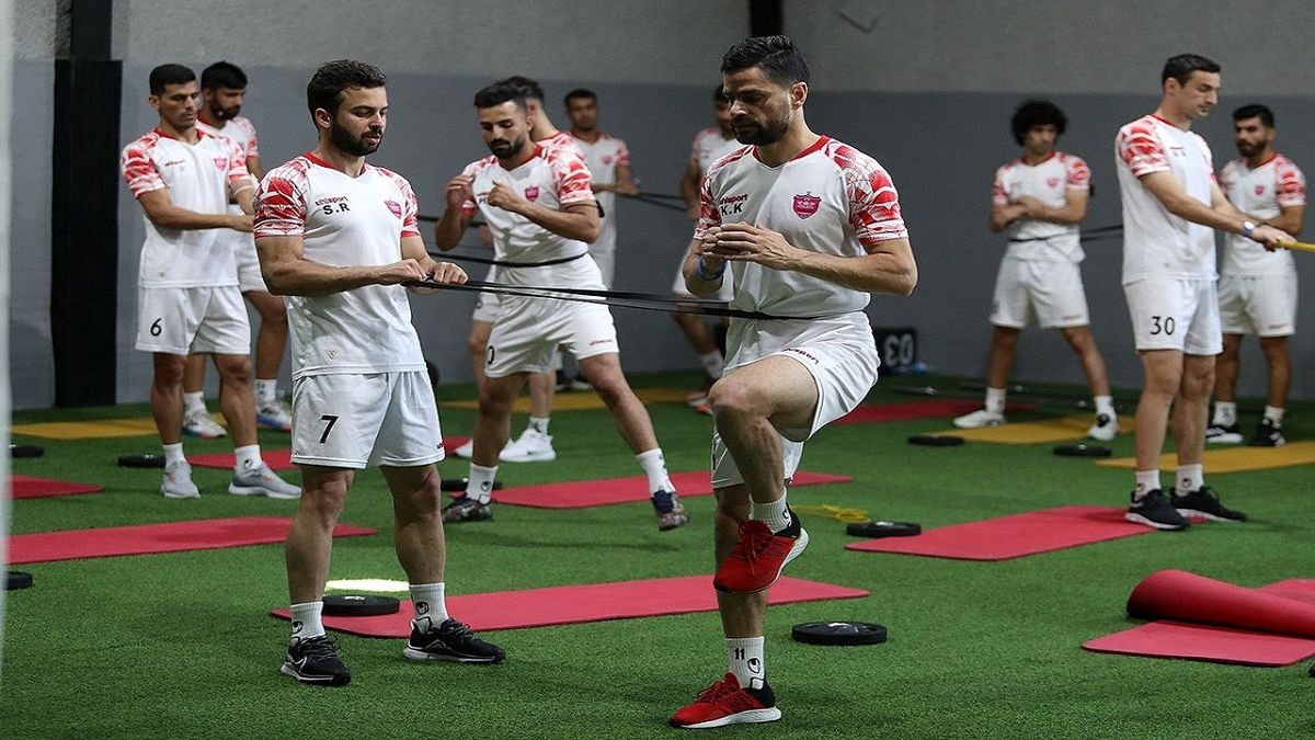 دومین روز اعتصاب پرسپولیسی ها/ مدیران سرخپوش راهی قطر می شوند