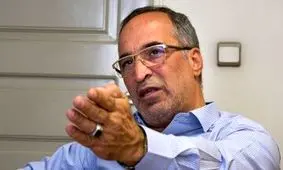 نمی‌شود با بنزین شوخی کرد/ اگر حقوق نمایندگان ۲۰میلیون است، چرا میلیاردی خرج تبلیغات می‌کنند؟ / مشارکت زیر ۵۰ درصد آرا معنای خاصی ندارد