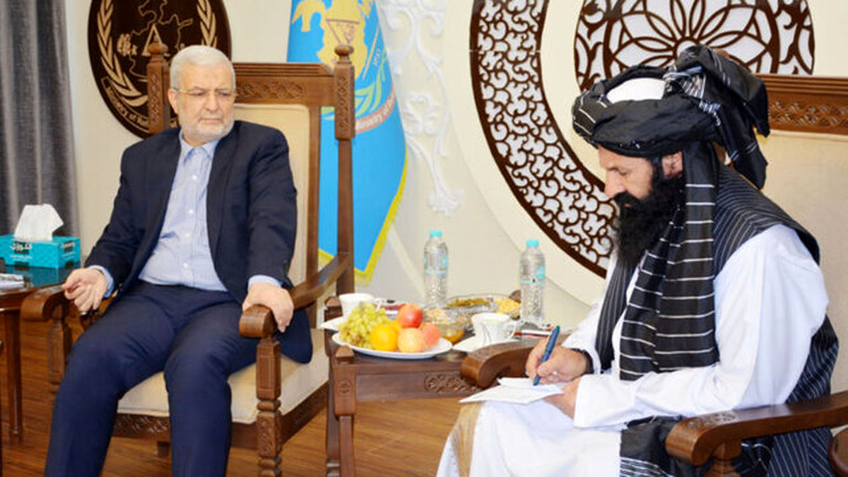 مقام طالبان افغانستان در دیدار با سفیر ایران: تصمیم گرفتهایم که مهاجران را بازگردانیم