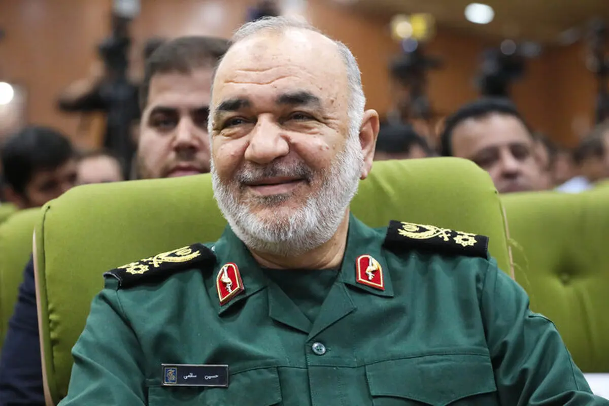 تبریک فرمانده سپاه به پزشکیان/ اعلام آمادگی سردار سلامی برای تداوم و تقویت تعامل و همکاری سپاه با دولت

