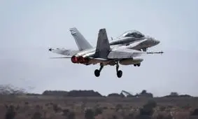 سقوط جنگنده اف-۱۸ آمریکا در دریای سرخ

