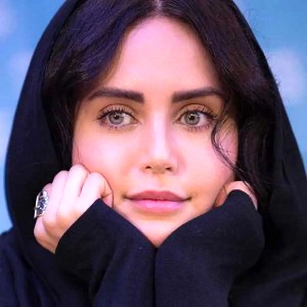 ببینید:کارِ موزون‌‌ الناز شاکردوست‌‌ با دامن