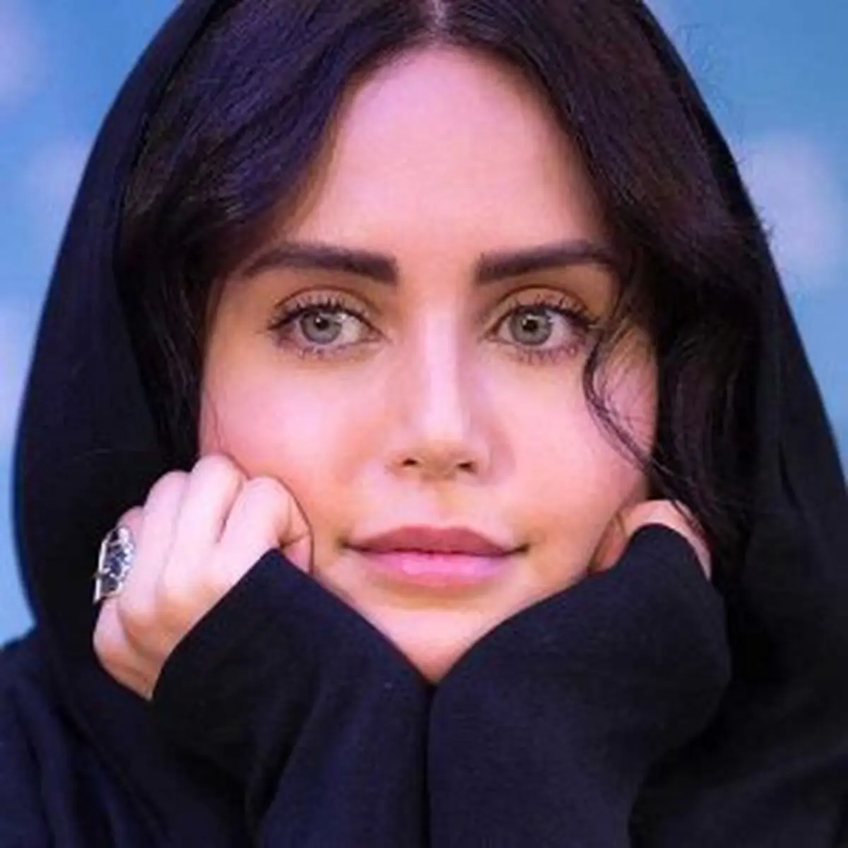 ببینید:کارِ موزون‌‌ الناز شاکردوست‌‌ با دامن
