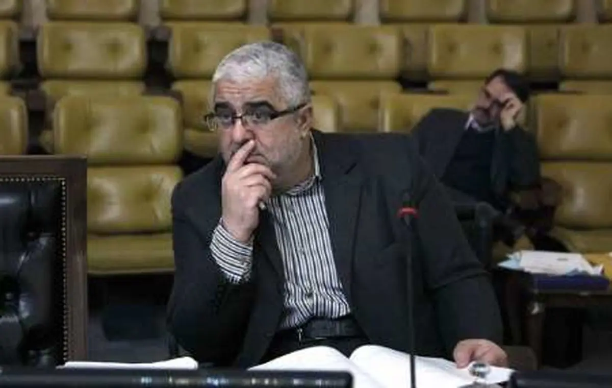 جعفرزاده، نماینده رشت: قوه مجریه و وزارتخانه‌های دولت تقریبا تعطیل هستند