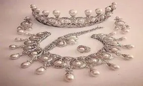 مدل سرویس طلای عروس و ۵ نکته برای انتخاب آن