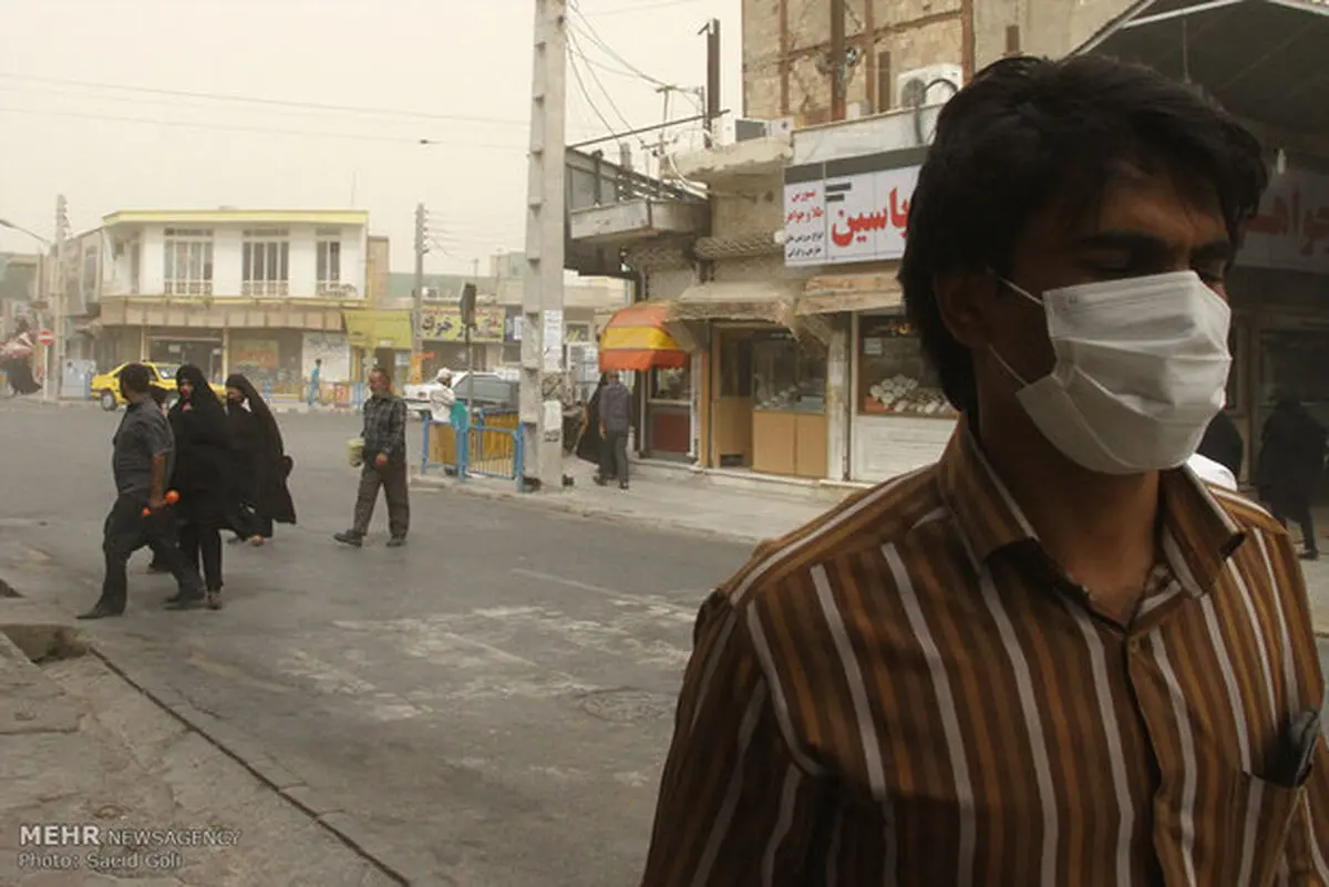 طوفان سیستان موقتاً فروکش می کند/دریای عمان مواج است