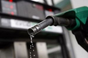معاون وزیر نفت: مشکلی در تامین بنزین وجود ندارد