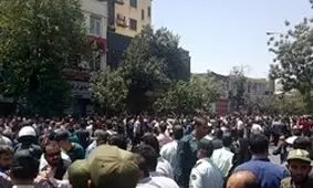تجمع شیرازی‌ها در اعتراض به گرانی + فیلم