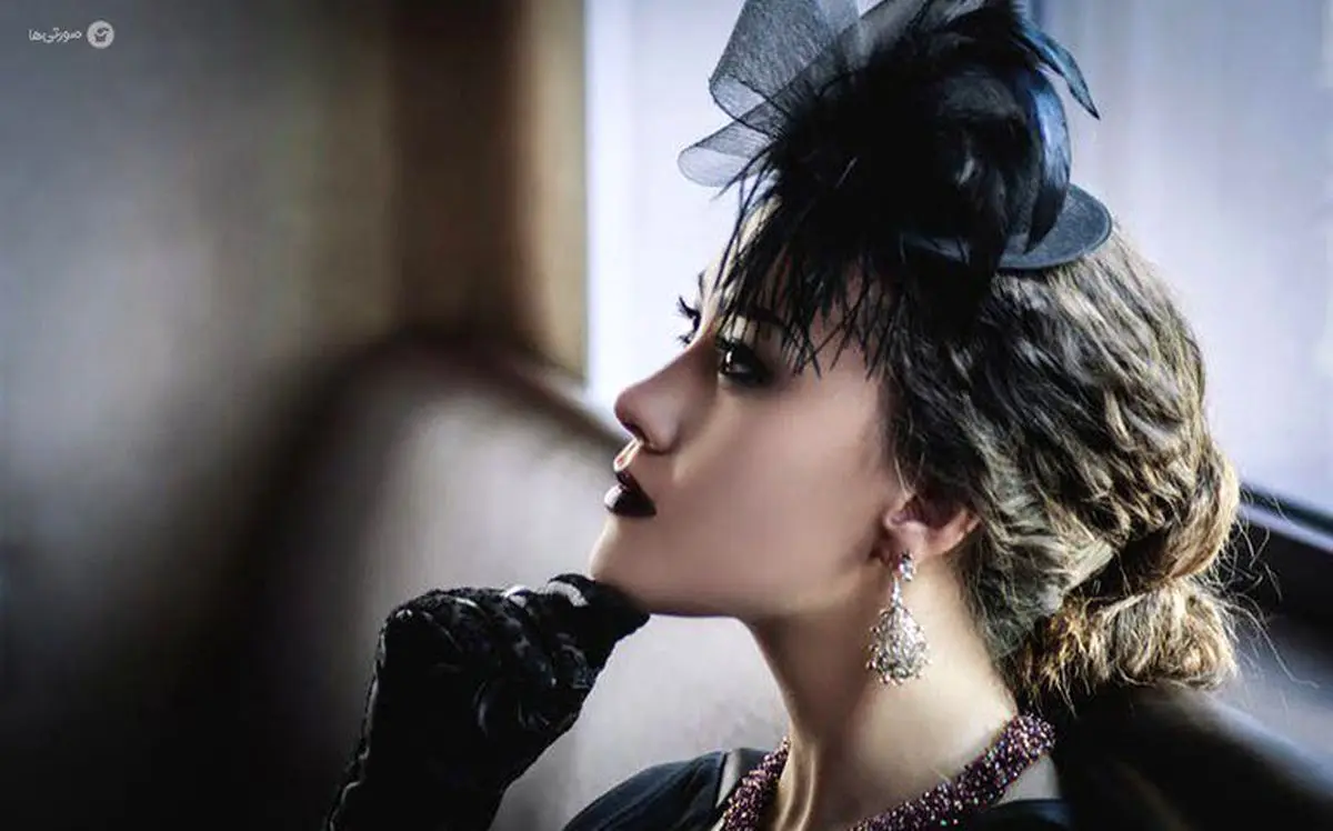 آرایش صورت و مو برای صورت‌های کشیده چگونه باید باشد؟