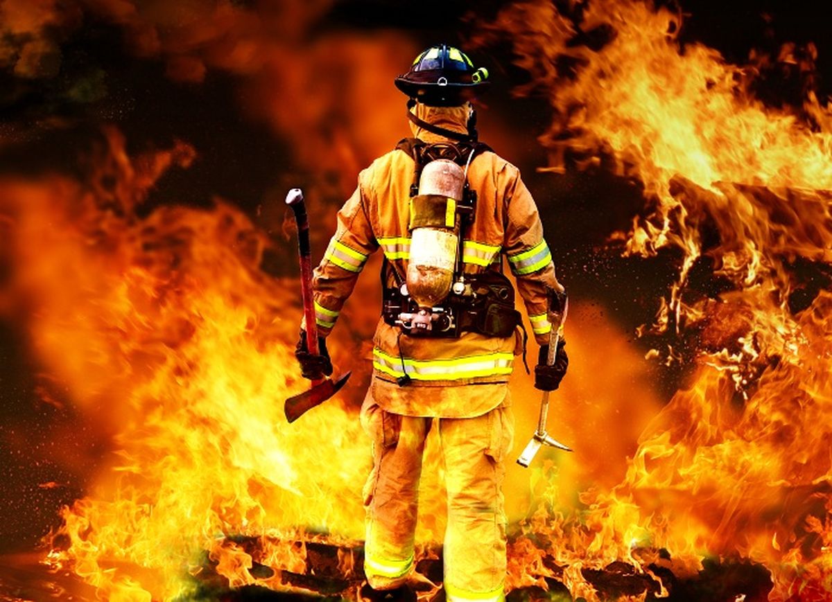 مصاحبه با یکی از آتش نشانان مفقود در پلاسکو در برنامه آب و آتش