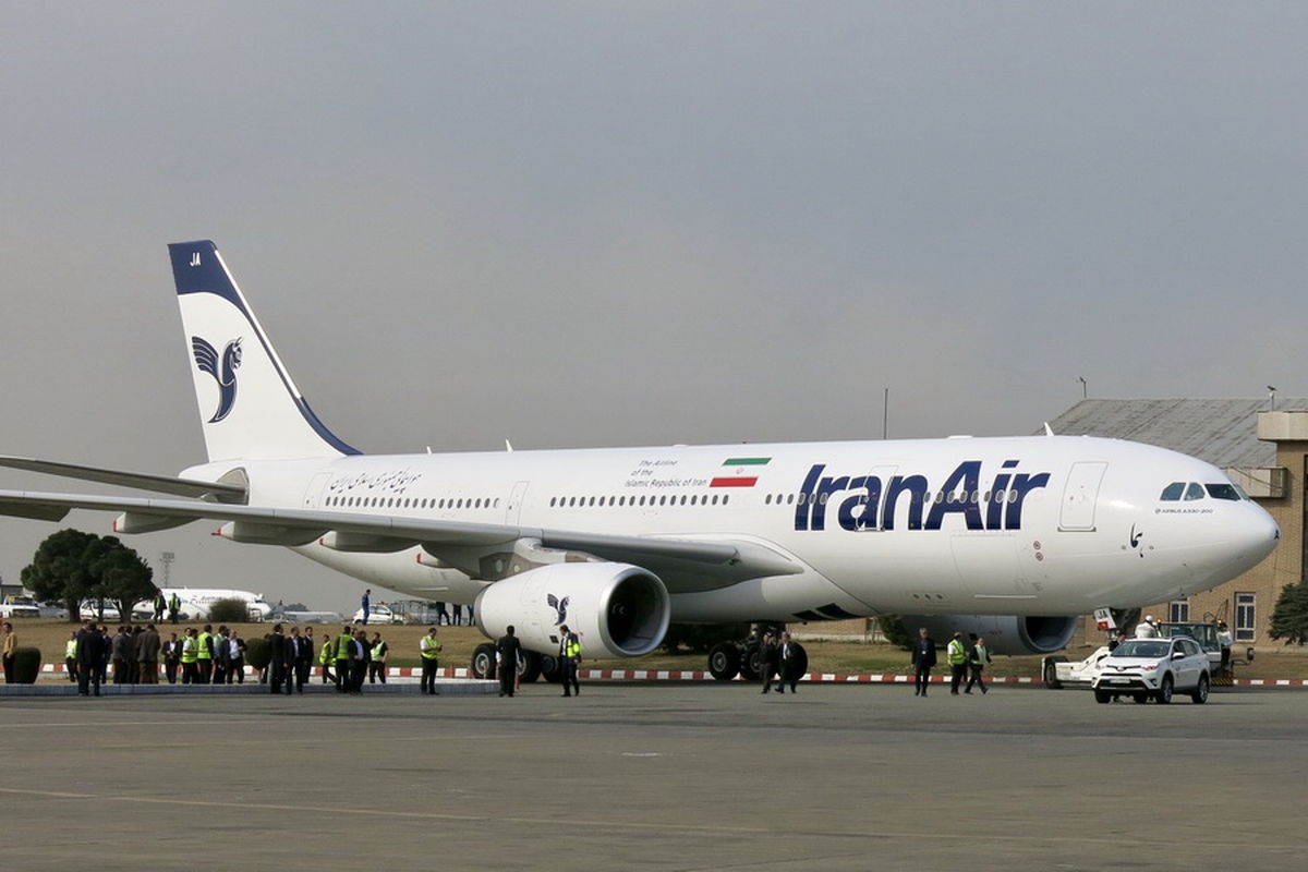 مسافران ایران ایر در فرودگاه رم منتظر ماندند
