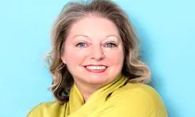 برنده ۲ جایزه بوکر: اکنون بهترین زمان برای نویسندگان زن است برنده ۲ جایزه بوکر: اکنون بهترین زمان برای نویسندگان زن است