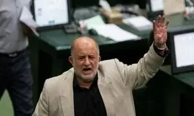 مهاجری یک شب را در خانه و زمین من سپری کند تا سندشان را به نام او بزنم! / در این ۱۱ سال یک بار هم با لاریجانی به سفر خارجی نرفته ام