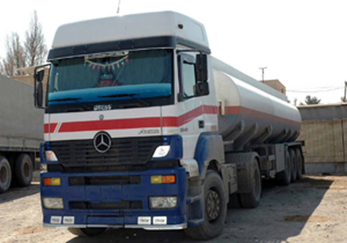 توقیف یک دستگاه تانکر حمل سوخت قاچاق در سراوان