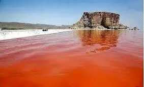 غلظت نمک دریاچه ارومیه به 332 گرم بر لیتر رسید