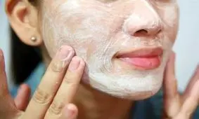 مراقبت از پوست چرب با مواد ارگانیک خانگی