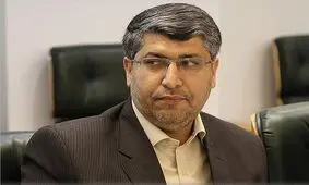 شرایط اقتصادی امروز کشور نتیجه دخالت‎های بی‎جا برخی مسئولین است/ برای کنترل قیمت ارز و طلا بانک مرکزی باید مستقل عمل کند