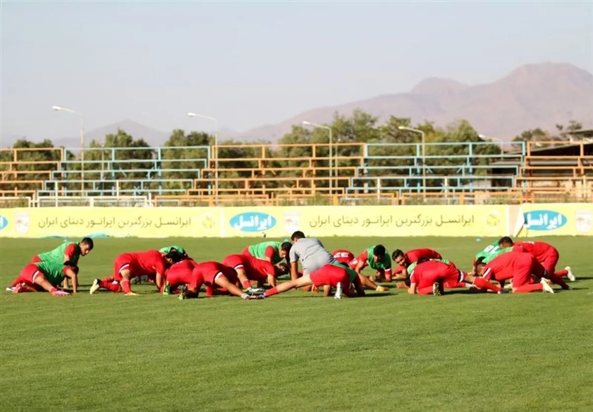 حواشی تمرین تراکتورسازی|حرکات عجیب توشاک و تعجب هواداران + عکس