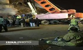 اظهارات یکی از آتش نشان ها درباره دشواری عملیات رسیدن به زیرآوارماندگان