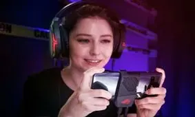 گوشی ۹۹۹ یورویی ایسوس روج برای فنلاندی‌ها