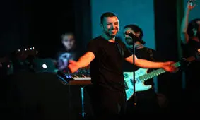 ماجرای ادامه دار «ده سال تنهایی» اشکان خطیبی