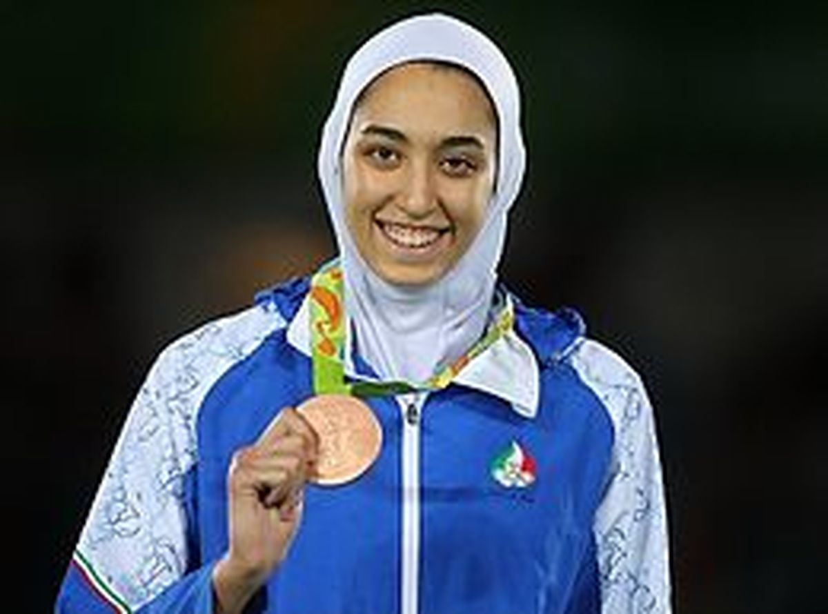 واکنش کیمیا علیزاده به پرچمداری الهه احمدی در بازی‌های آسیایی جاکارتا