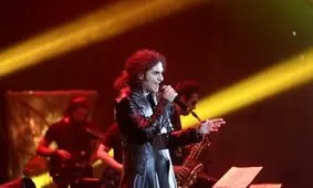 "عشق پونزده سالگی" رضا یزدانی در برج میلاد