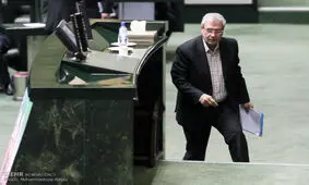 اتهام رشوه در جلسه استیضاح ربیعی