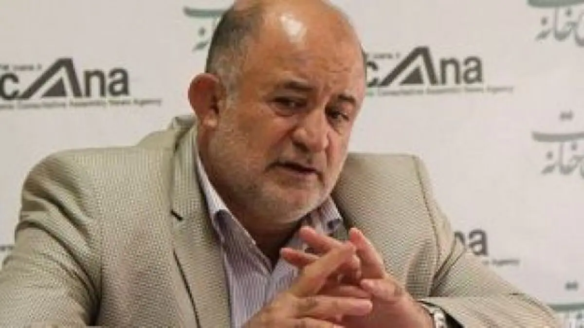 قاضی‌پور: از قدیم الایام وضع مالی ما خوب بود/ در تهران، مشهد و ارومیه خانه دارم/ باغچه خانوادگی گردو داریم