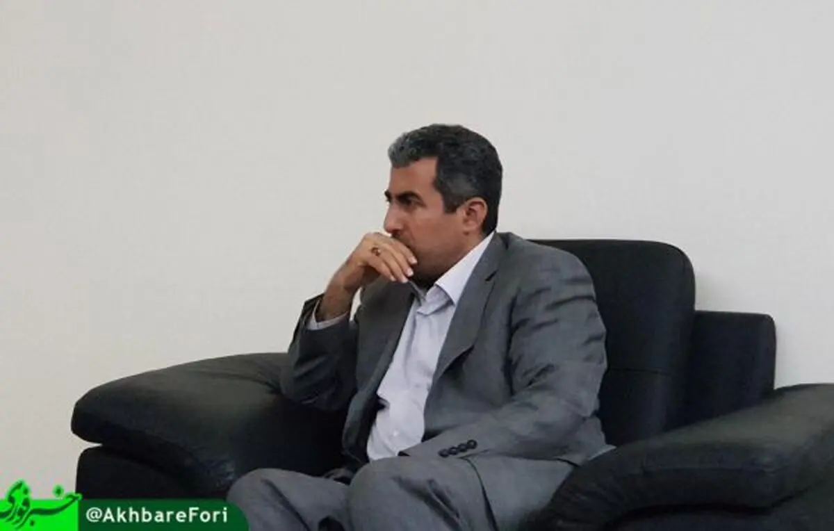 از روز اول به آقای جهانگیری گفتم دلار 4200 تومانی اشتباه است