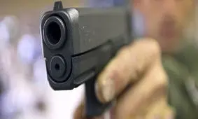 محیط بانی در راور هدف گلوله شکارچیان غیرمجاز قرار گرفت