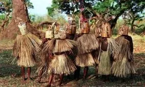 پنج سنت بسیار خنده دار ، عجیب و غریب آفریقایی !!