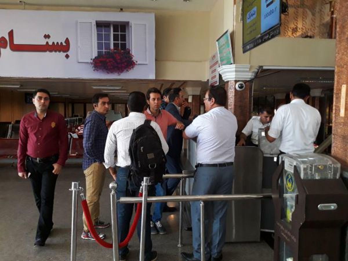 سردرگمی 6 ساعته مسافران اصفهان در فرودگاه کرمان/ هواپیمای ماهان نقص فنی دارد