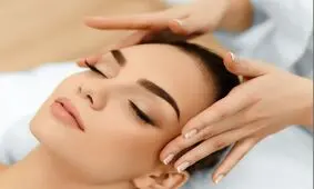 چگونه پوست صورت خود را در خانه پاکسازی کنیم؟