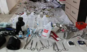 ۱۰ هزار قلم دارو از یک درمانگاه زیرزمینی کشف شد