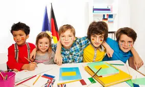 بهترین سن آموزش زبان انگلیسی به کودکان چیست؟