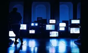 تلویزیون ساخت سریال‌ را به بخش خصوصی واگذار کند