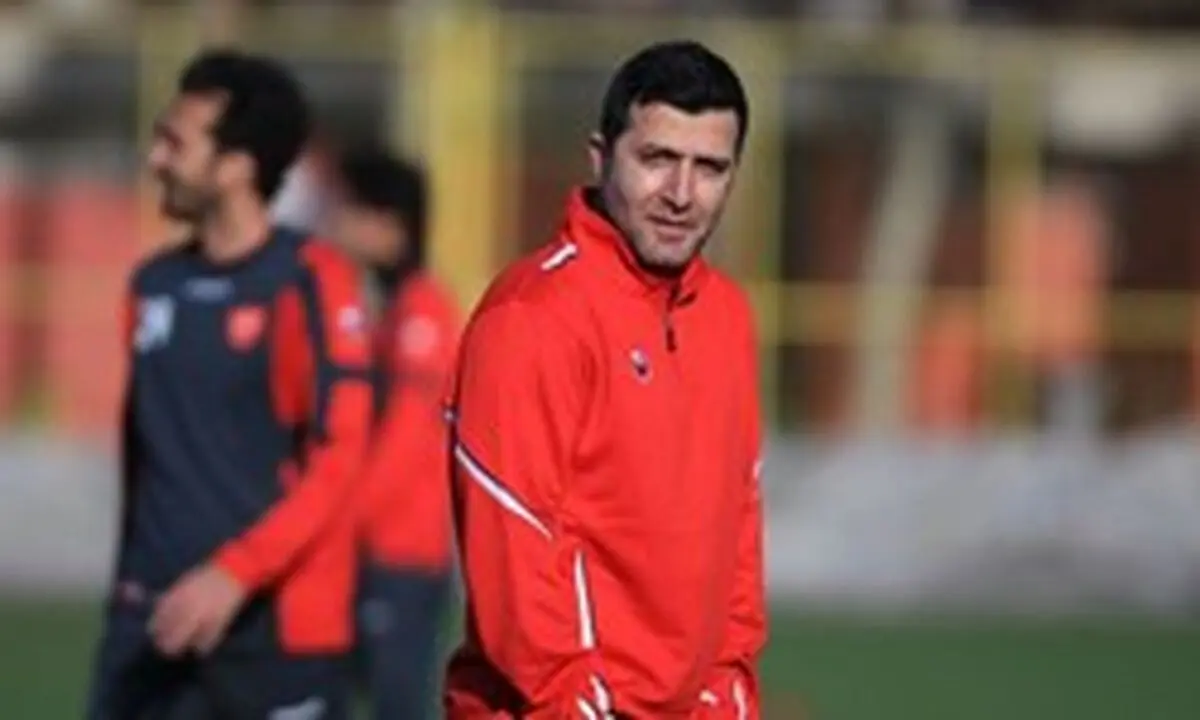 منافی: نیمکت پرسپولیس و دست برانکو خالی است/مهاجمان تغذیه نمی‌شوند