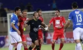 اعتراض تند بازیکنان پرسپولیس به مسئول کانون هواداران باشگاه