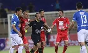 اعتراض تند بازیکنان پرسپولیس به مسئول کانون هواداران باشگاه